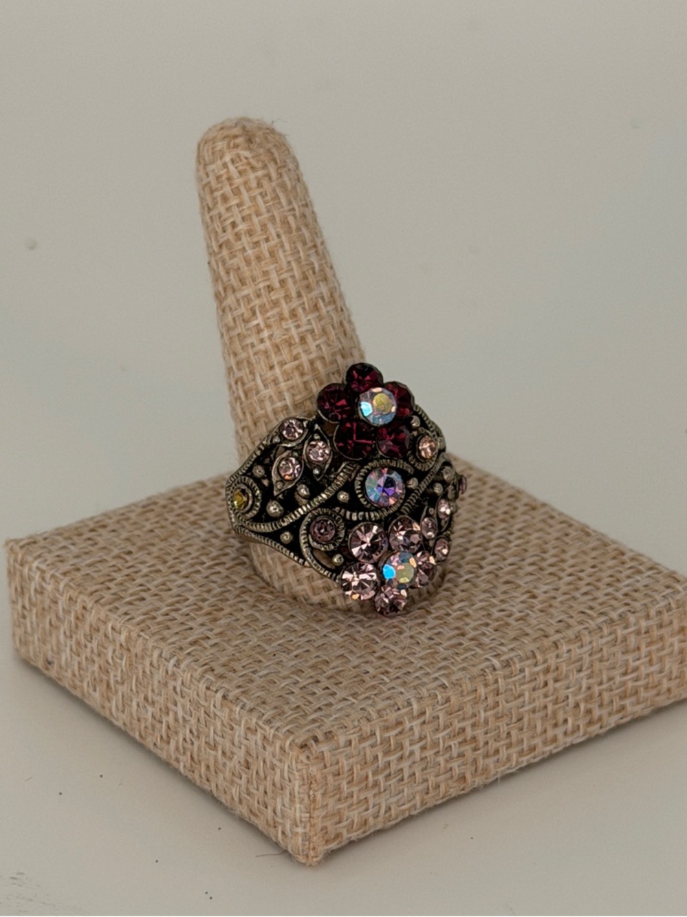 Antique-Style Pink Floral Crystal Statement Ring
